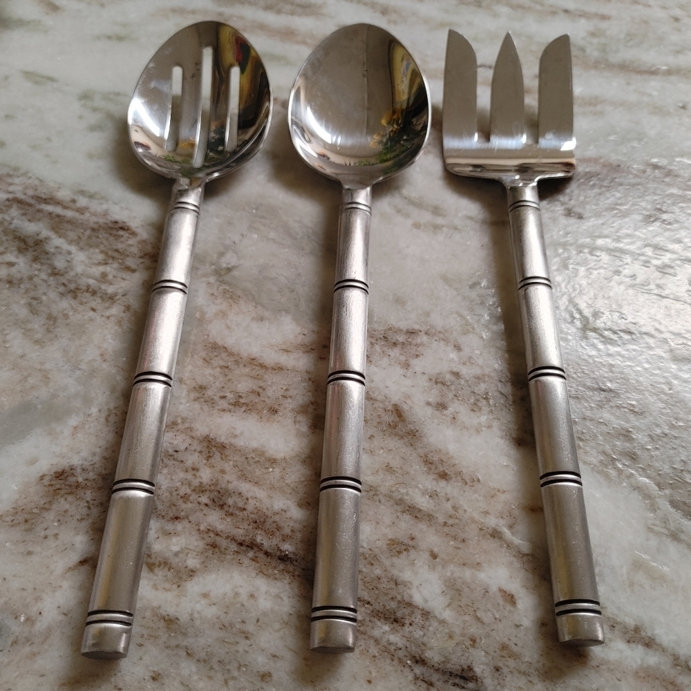 Pier 1 Stainless Steel Bamboo Design Serving Flatware - Picture 2 of 14